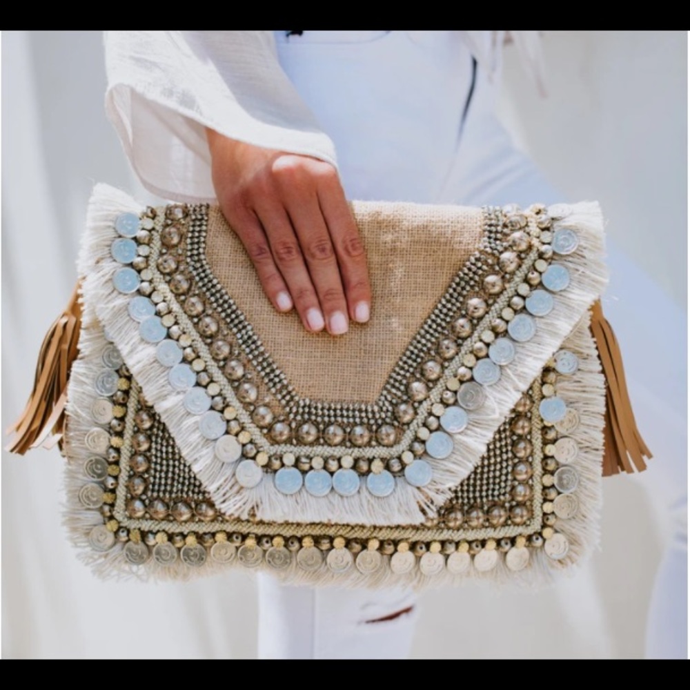 SASHI :  Leela Clutch